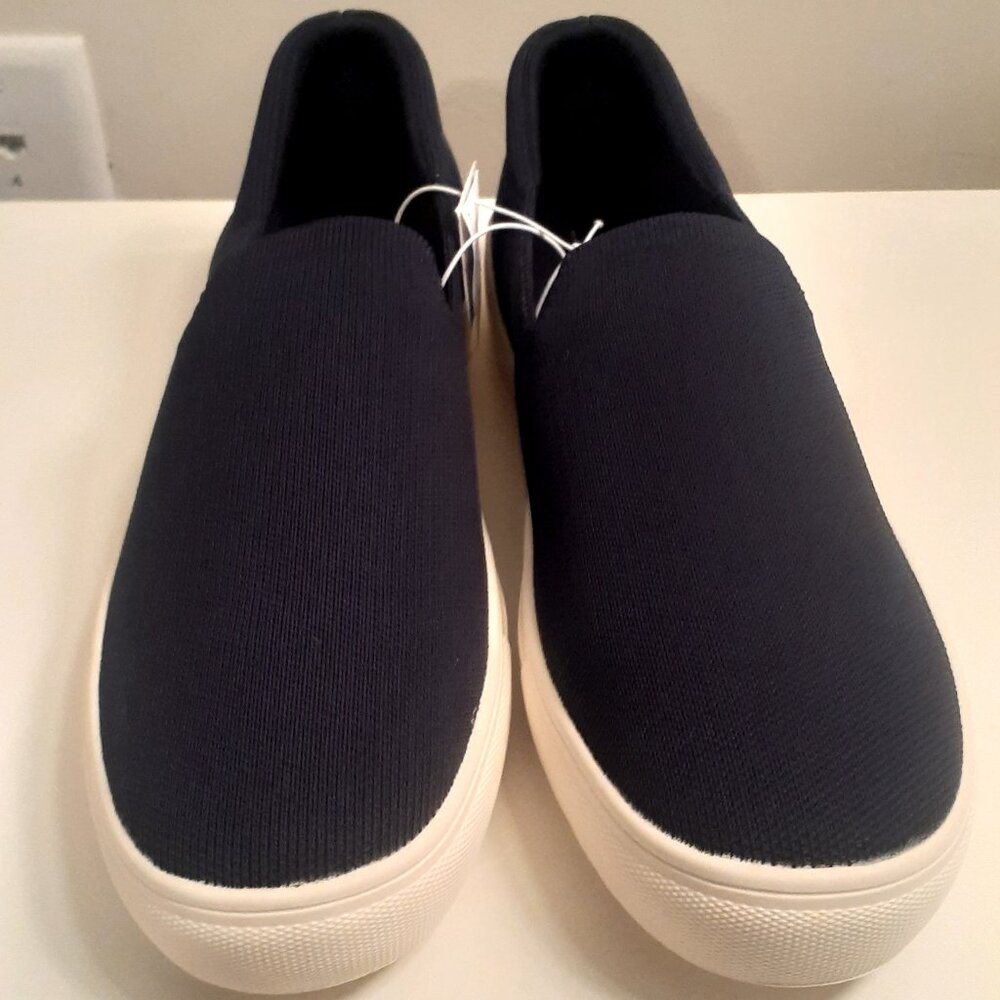 Womens slip on shoes